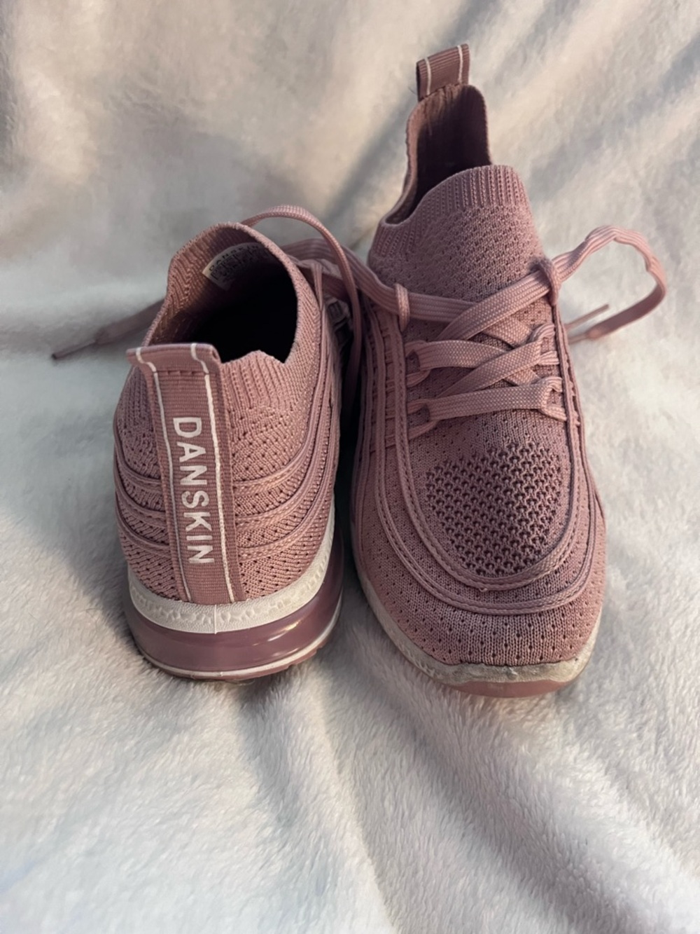 Danskin Girls Pink Knit Slip-On Sneakers